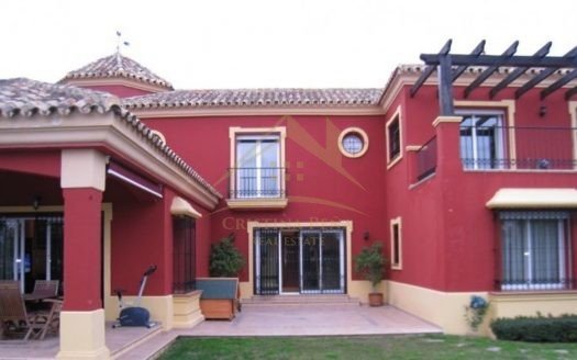 Hermosa Villa ubicada zona residencial Marbella