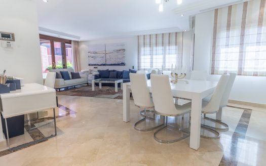 Atico Duplex en New Golden Mile Estepona
