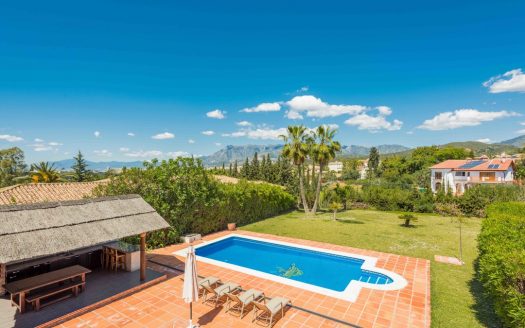 Sale Villa in El Rosario Marbella