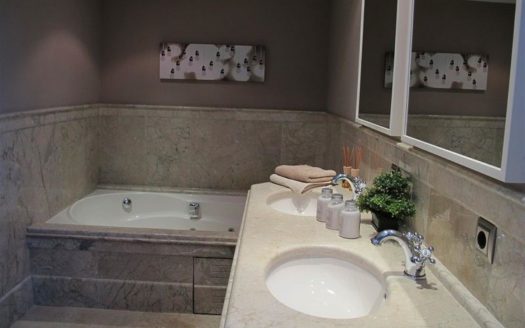 Ground floor apartment in Casablanca Beach El Rosario Marbella