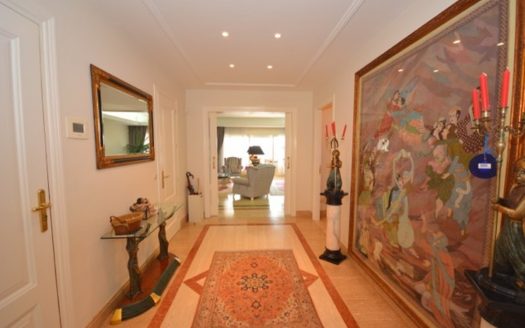 Sale Villa Lomas de la Sierra The Golden Mile Marbella