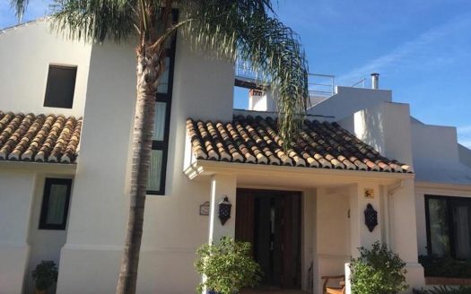 Villa for sale on the Golden Mile of Marbella