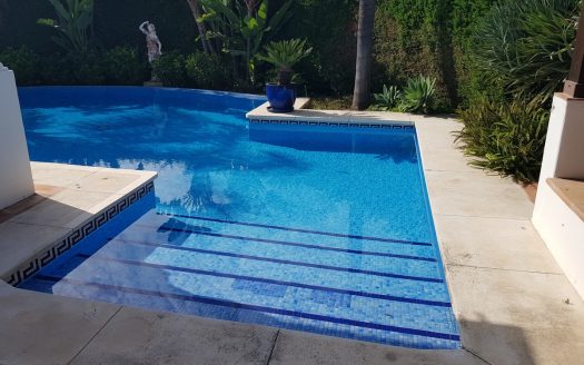 Villa for sale on the Golden Mile of Marbella