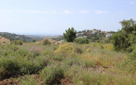 Fantastic PLOT in Lomas de La Quinta Benahavis